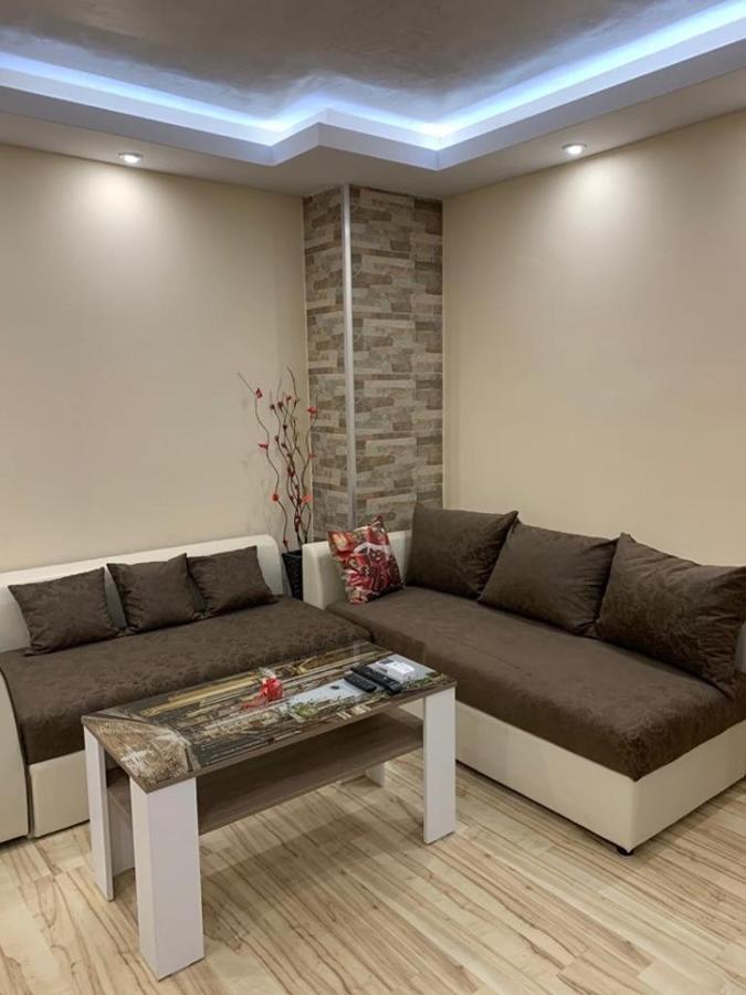 Апартамент Дани Apartament Dani Kazanłyk Zewnętrze zdjęcie