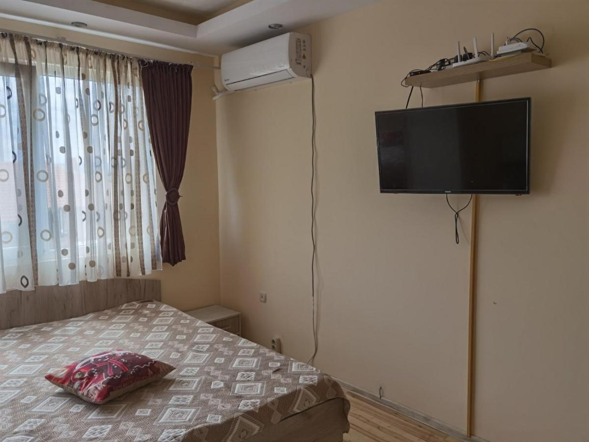Апартамент Дани Apartament Dani Kazanłyk Zewnętrze zdjęcie